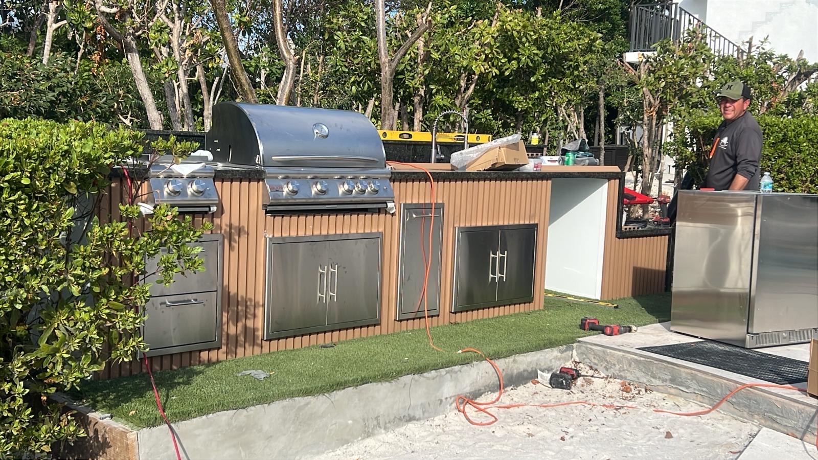 Image of pergolas y cocinas exteriores  in Miami