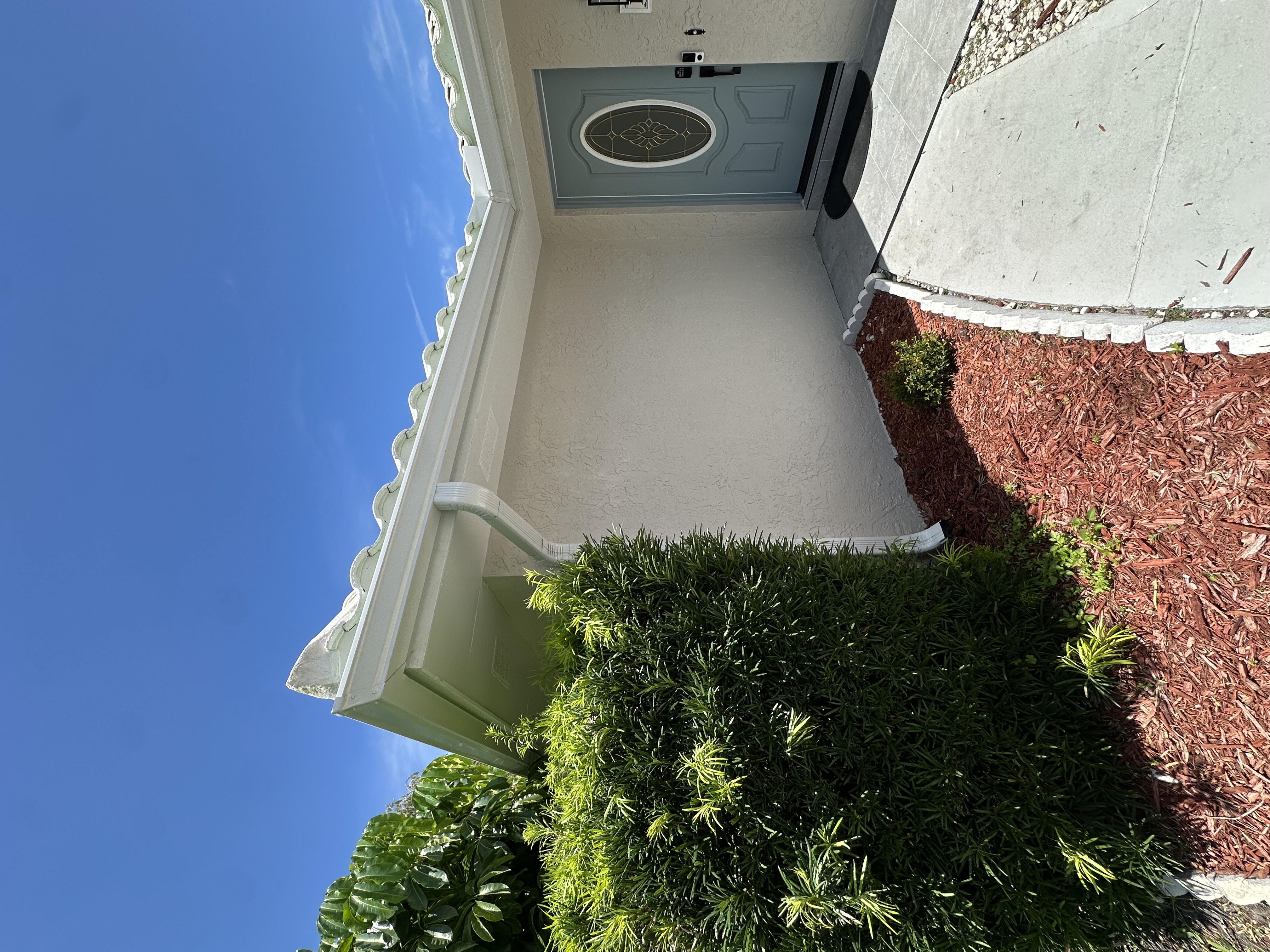 Image of Gutter Luxury installation in from Sarasota to all Tampa