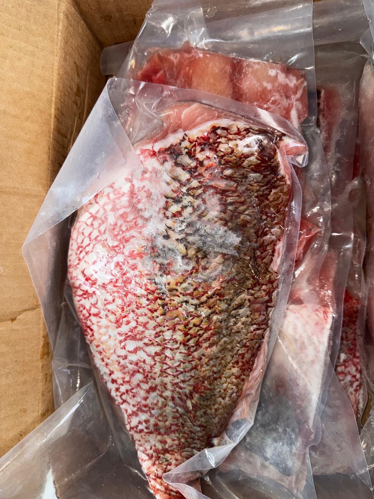 Image of especiales de carnet de res picaña churrascos costilla belly  de pork  in la bella 