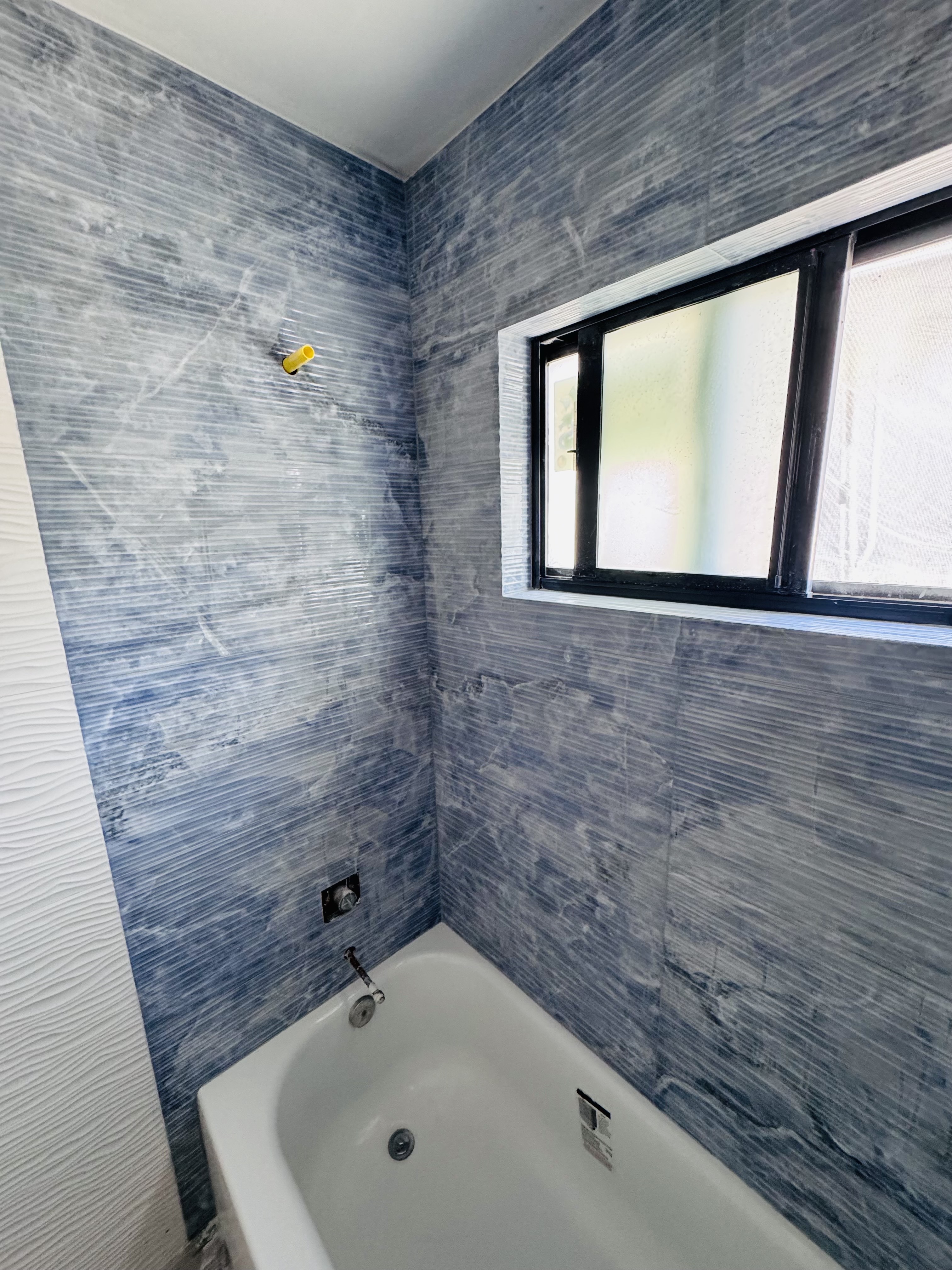 Image of tile Instalation in Miami