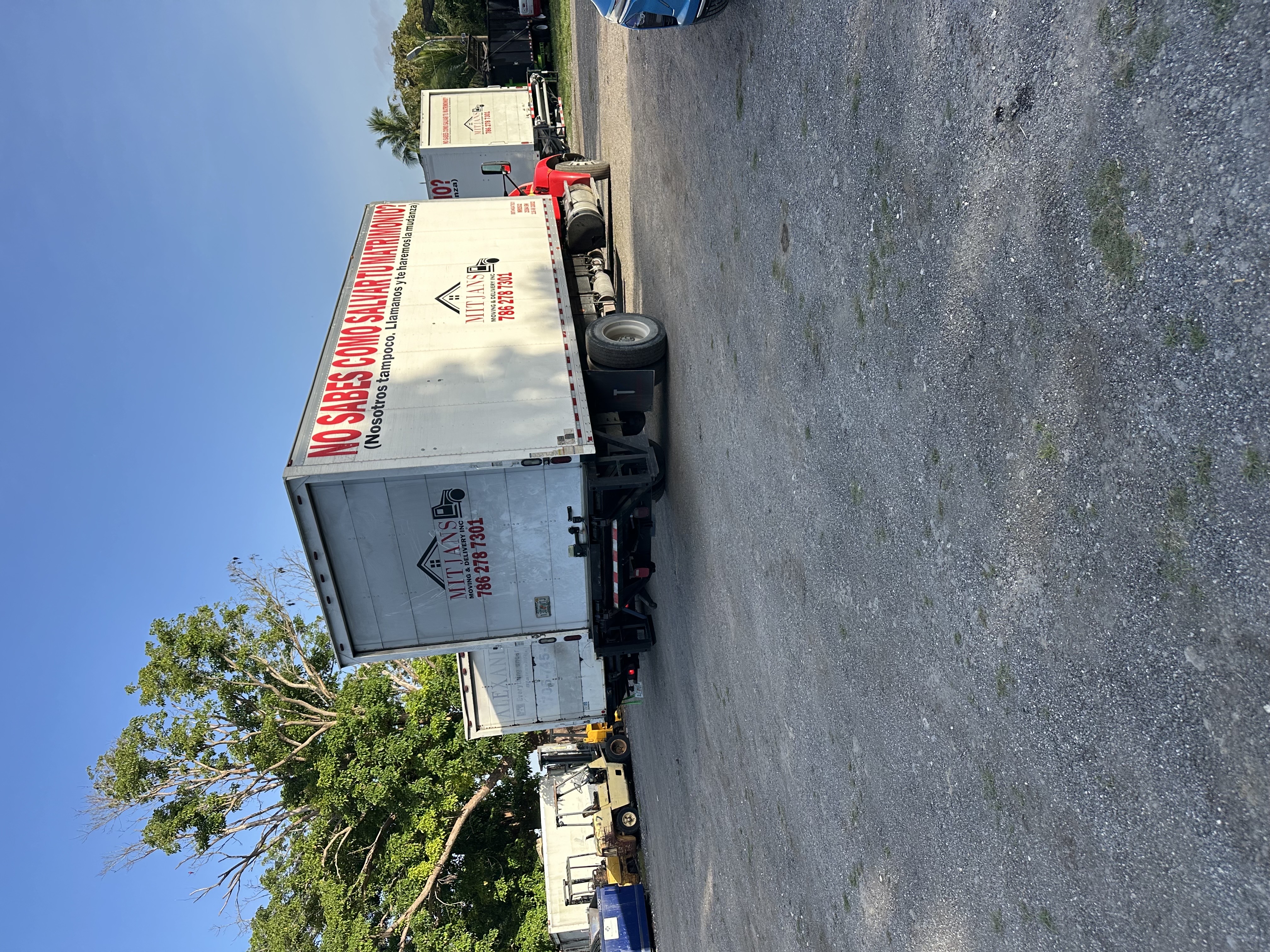 Image of Mitjans Mudanzas Delivery in Miami