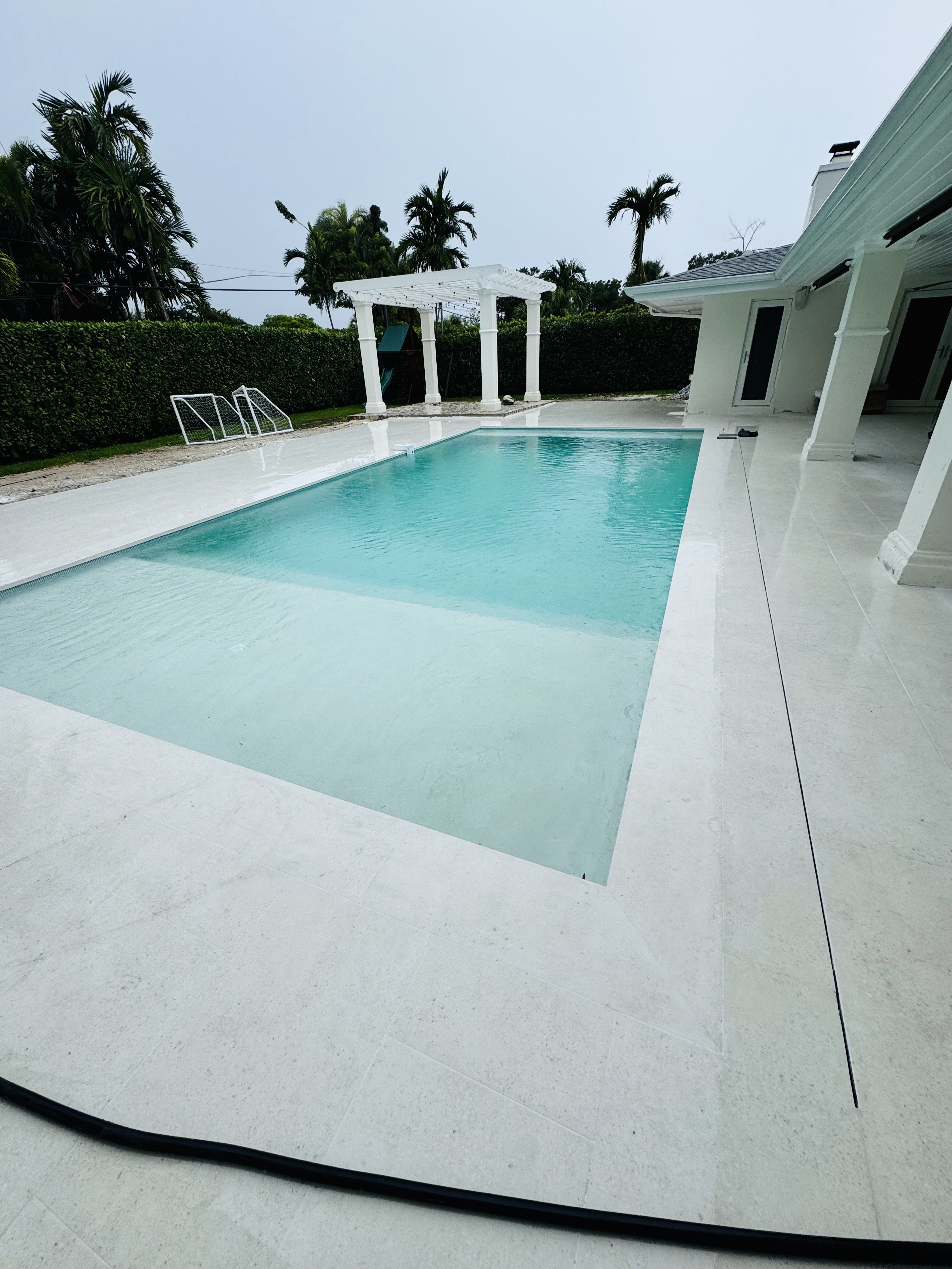 Image of pool plaster  in Miami