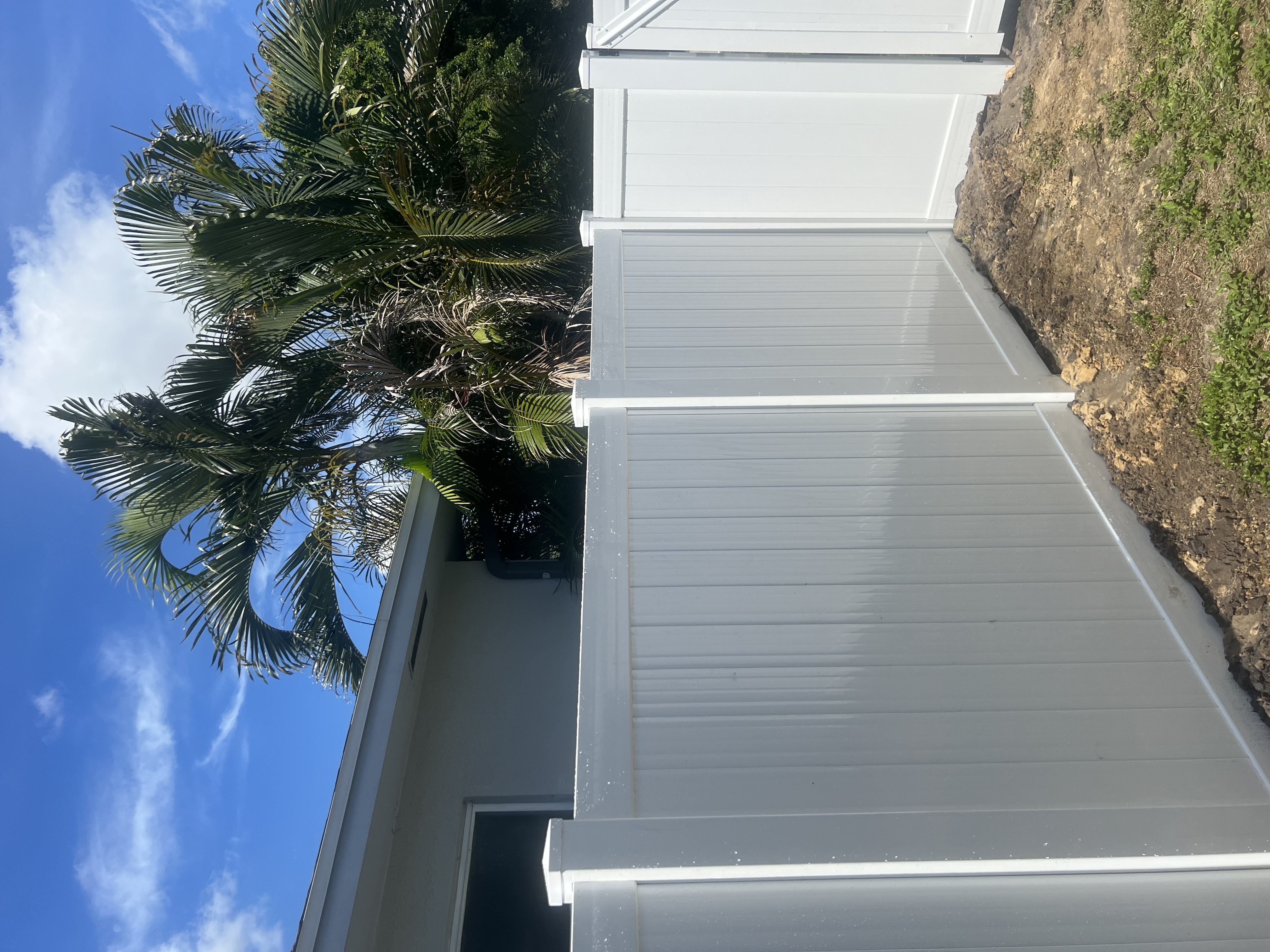 Image of seguridad para tu hogar famila y mascotas  in cape coral