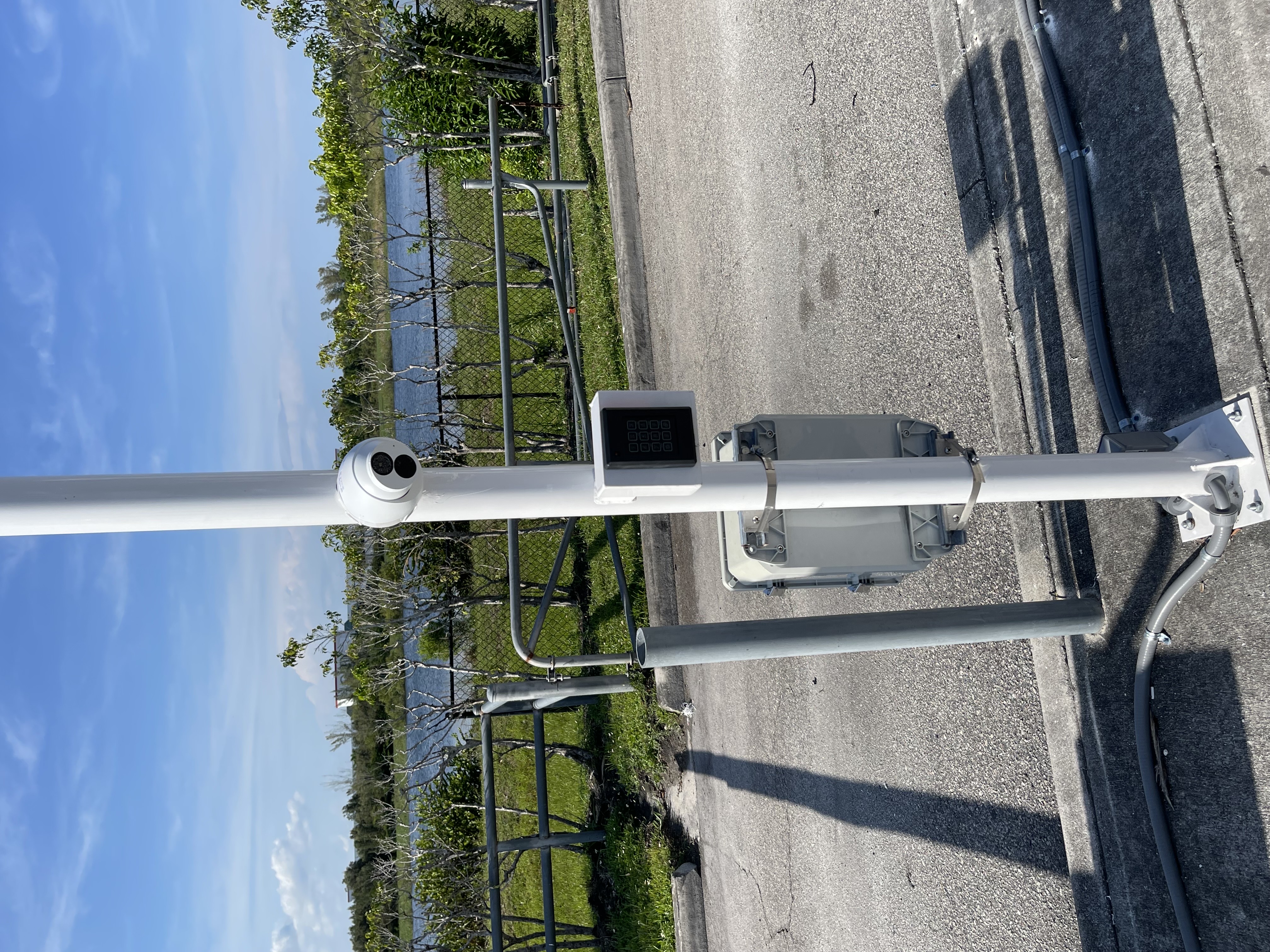 Image of instalación de sistemas de seguridad , network , Internet y wifi  in Miami