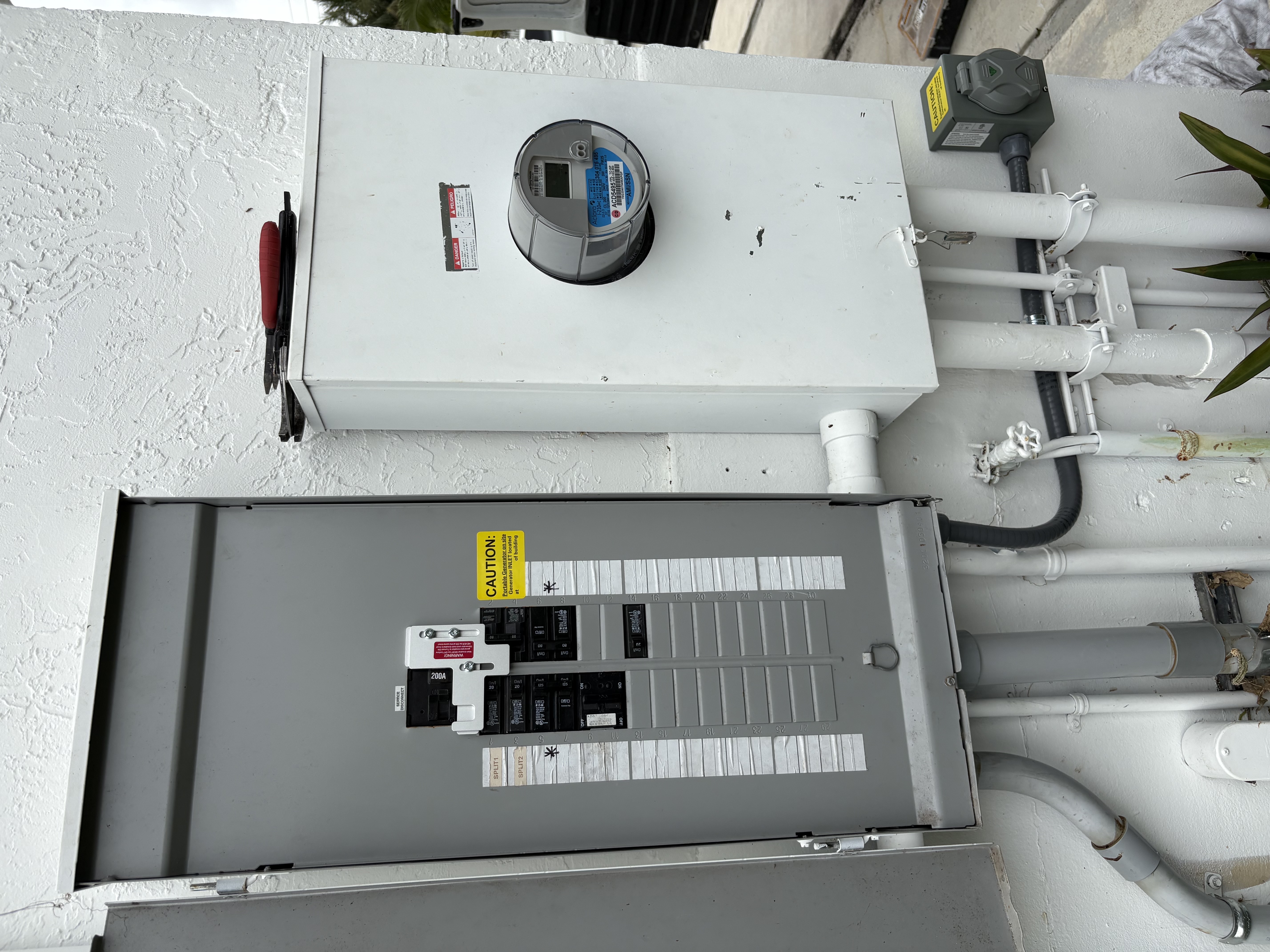 Image of electricista 7864284766 in Miami