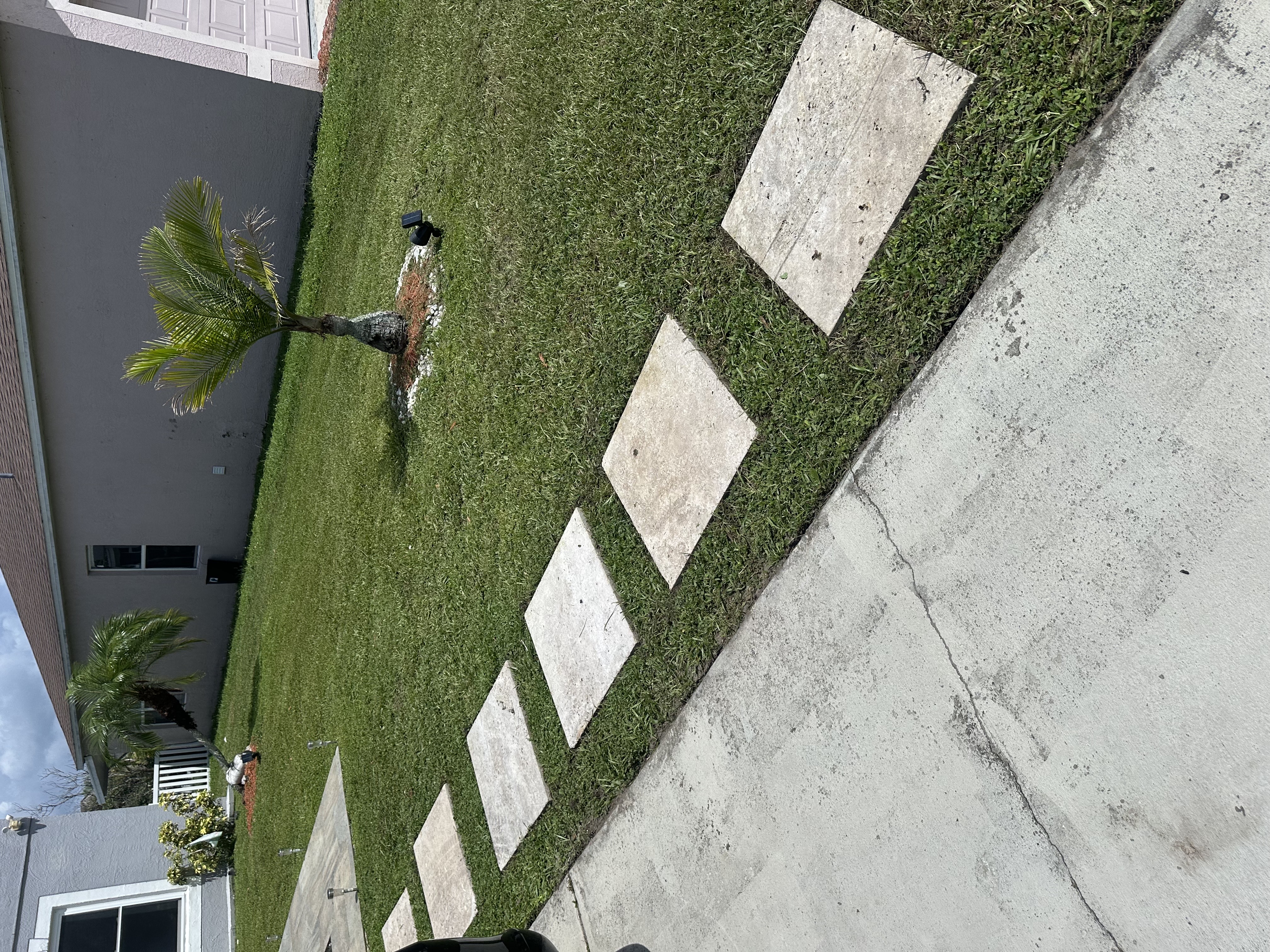 Image of servicios de jardinería in Kissimmee