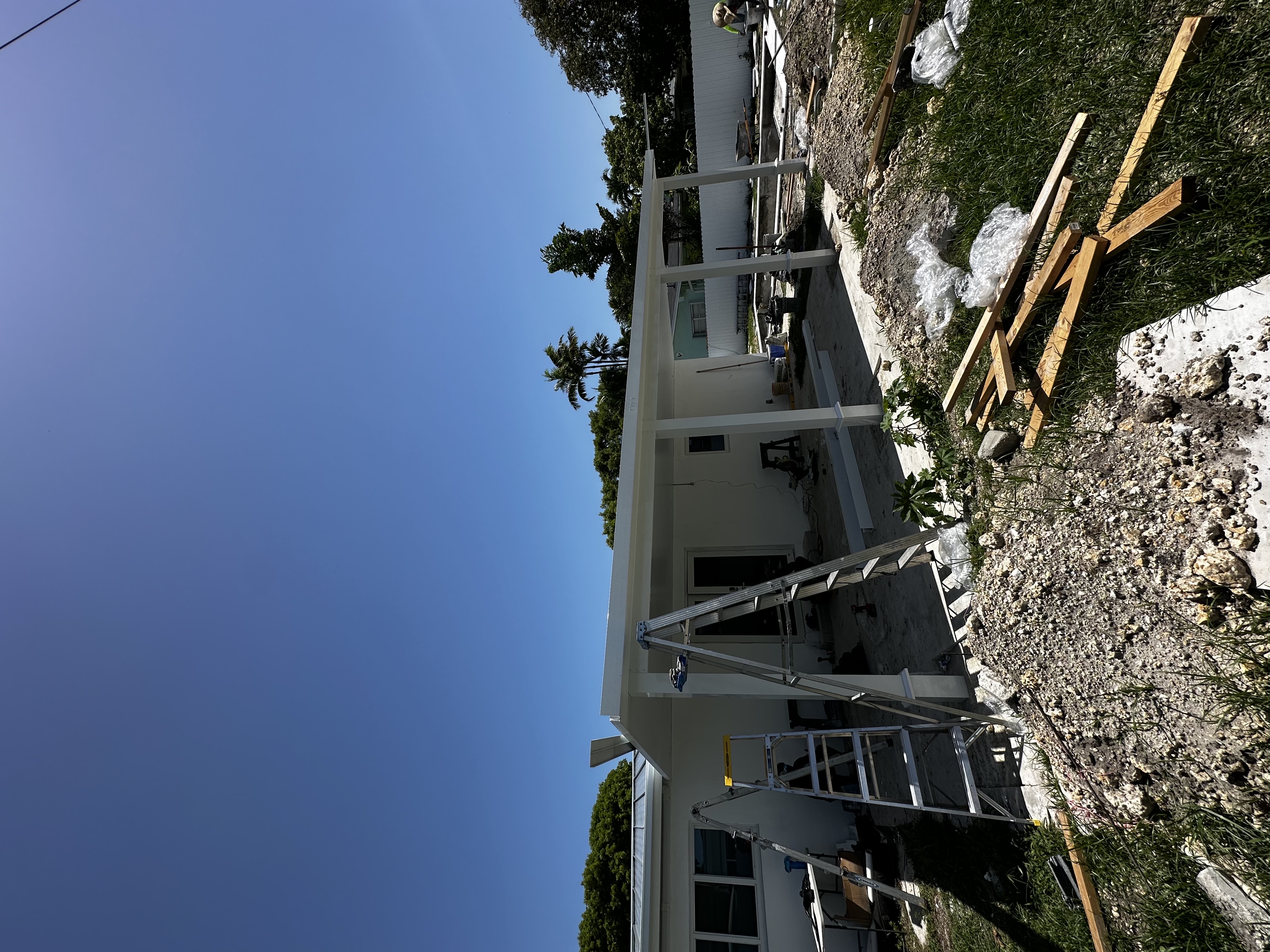 Image of aluminum roof in Miami