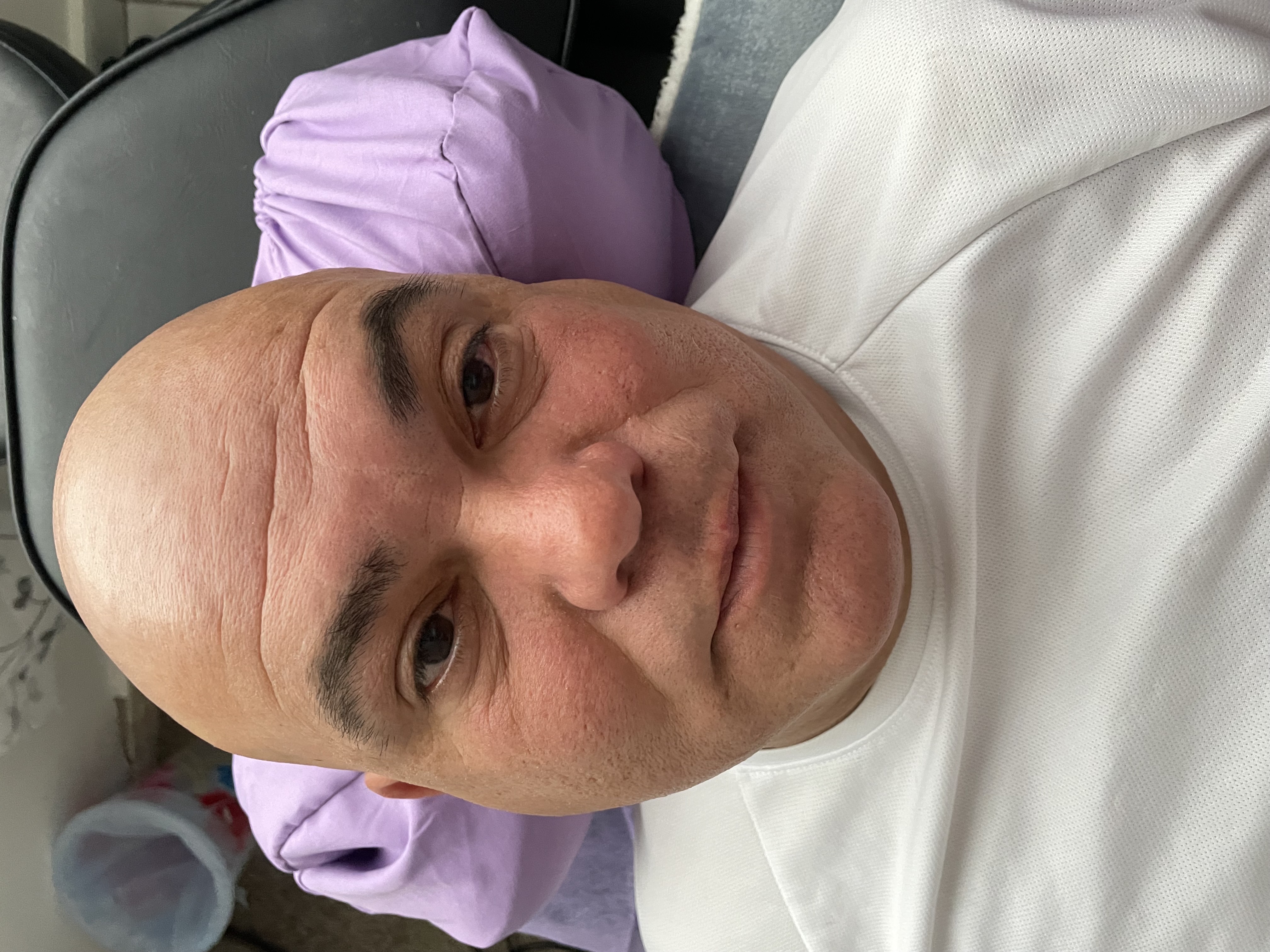 Image of Cuida tu piel con un limpieza facial y luce unas hermosas uñas in Miami
