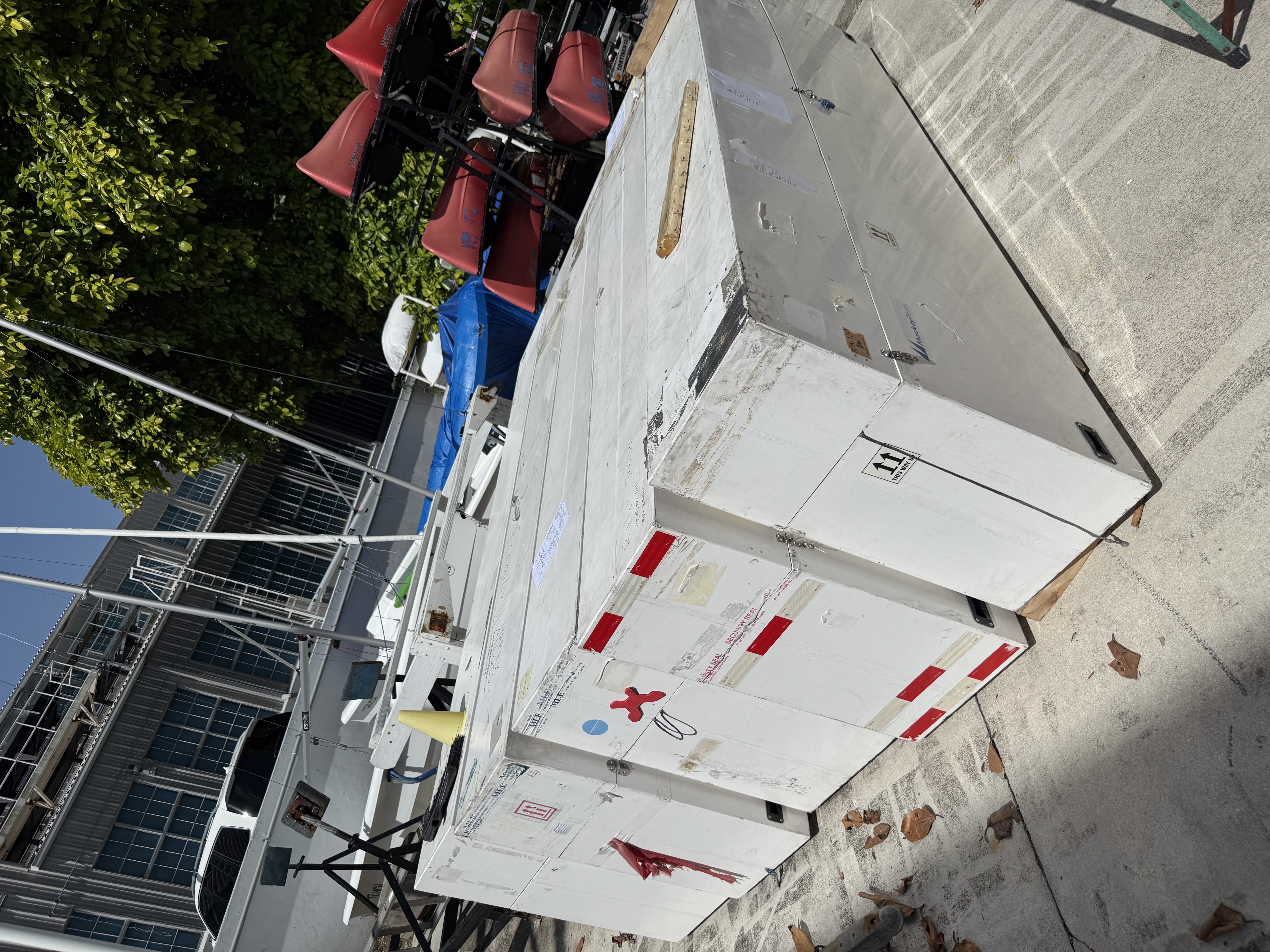 Image of pickup y delivery  in hialeah 