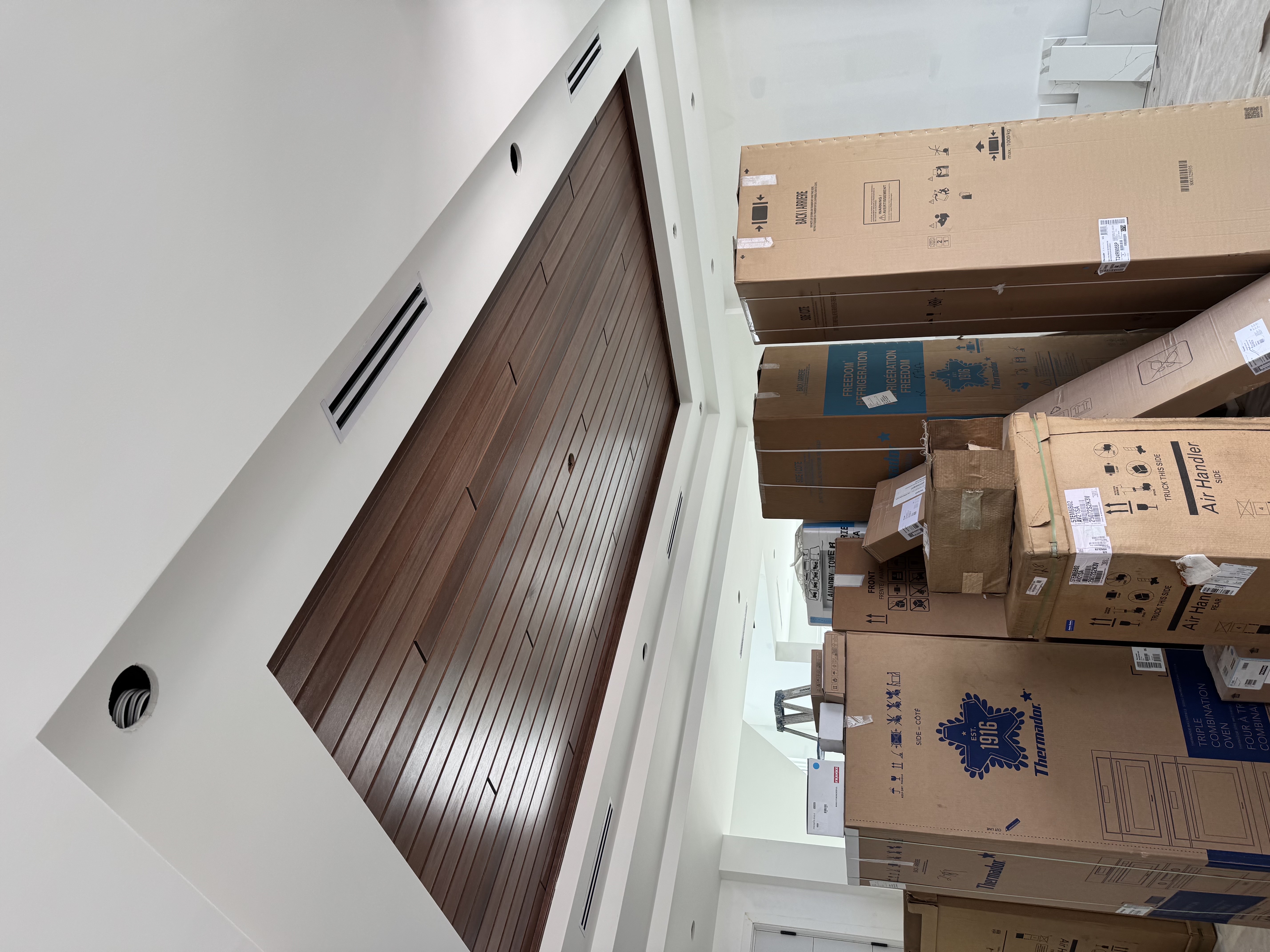 Image of AIR PROSPECIALIST in Miami
